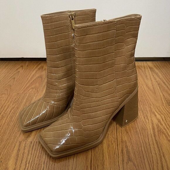 NWOB Sam Edelman Layla Croc caramel brown Embossed Square Toe Booties size 8.5 - Picture 2 of 10